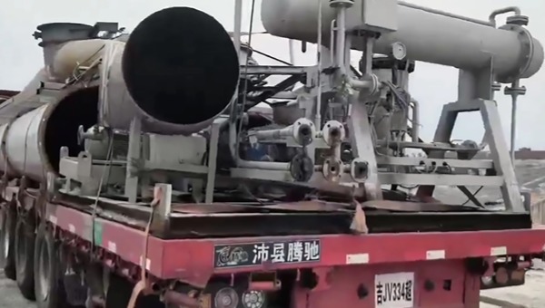 设备配件运输.jpg